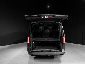 Mercedes-Benz V-Class V300d Exclusive - Image 18
