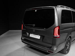 Mercedes-Benz V-Class V300d Exclusive - Image 23
