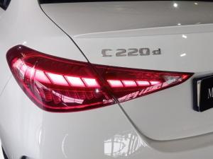 Mercedes-Benz C-Class C220d Avantgarde - Image 20