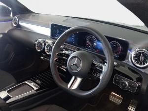 Mercedes-Benz CLA CLA200 Progressive - Image 11