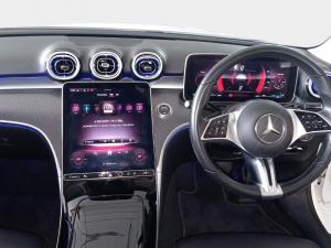 Mercedes-Benz C-Class C200 Avantgarde - Image 11