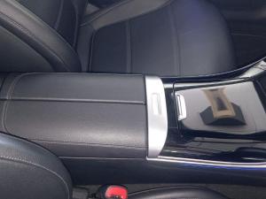 Mercedes-Benz C-Class C200 Avantgarde - Image 12