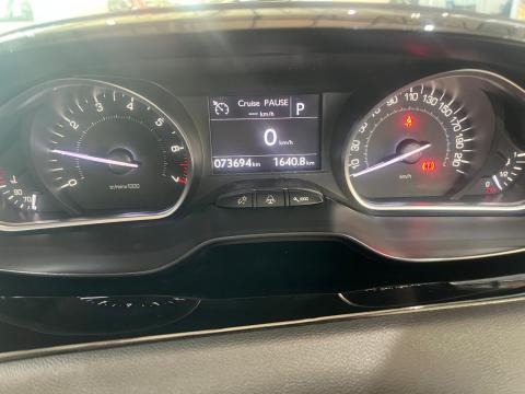 Image Peugeot 208 5-door 1.6 Allure auto