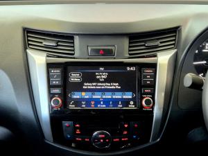 Nissan Navara 2.5DDTi double cab LE Plus 4x4 - Image 12