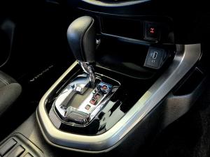 Nissan Navara 2.5DDTi double cab LE - Image 18