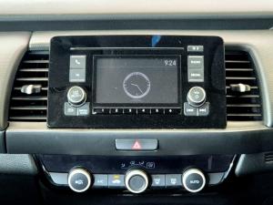 Honda Fit 1.5 Comfort - Image 14