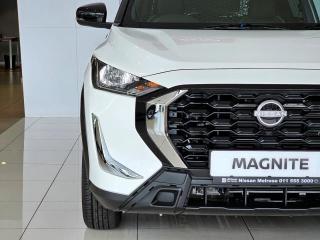 Nissan Magnite 1.0 Move panel van