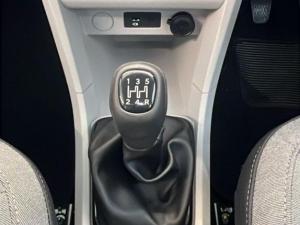 Tata Tiago 1.2 XT manual - Image 14