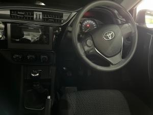 Toyota Corolla Quest 1.8 Plus manual - Image 6