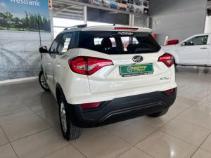 Mahindra XUV300 1.2T W6 - Image 4