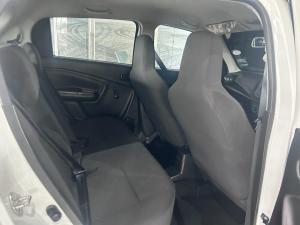 Toyota Vitz 1.0 - Image 9