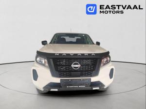 Nissan Navara 2.5DDTi double cab SE Plus auto - Image 2