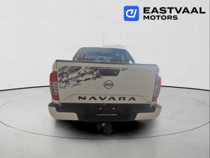 Nissan Navara 2.5DDTi double cab SE Plus auto - Image 6