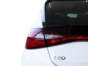 Hyundai i20 1.0T Fluid manual - Image 10