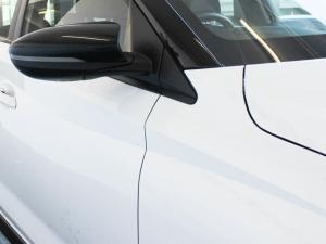 Hyundai i20 1.0T Fluid manual - Image 11