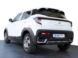 Mahindra XUV 3XO 1.2T MX2 auto - Image 5