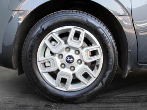 Hyundai Staria 2.2D Executive 9-seater - Image 12