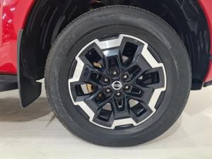 Nissan Navara 2.5DDTi double cab LE Plus 4x4 - Image 18