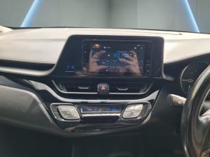 Toyota C-HR 1.2T Plus auto - Image 10