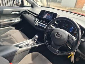 Toyota C-HR 1.2T Plus auto - Image 13
