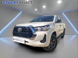 Toyota Hilux 2.4GD-6 double cab 4x4 Raider manual - Image 1
