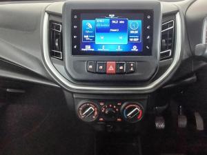 Toyota Vitz 1.0 XR manual - Image 12