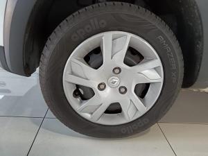 Renault Kwid 1.0 Techno manual - Image 9