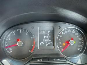 Volkswagen Polo Vivo hatch 1.6 Comfortline auto - Image 17