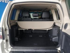 Mitsubishi Pajero 5-door 3.2DI-D GLS - Image 13