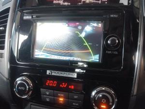 Mitsubishi Pajero 5-door 3.2DI-D GLS - Image 18