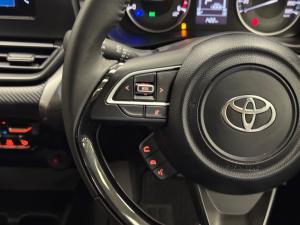 Toyota Starlet Cross 1.5 XS auto - Image 9