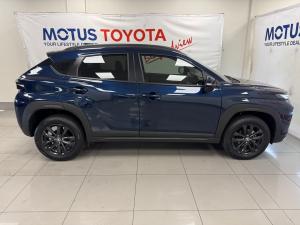 Toyota Starlet Cross 1.5 XS auto - Image 3