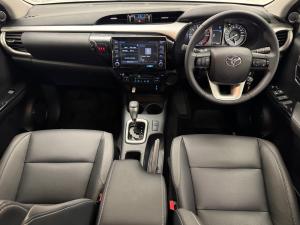 Toyota Hilux 2.8GD-6 double cab Raider auto - Image 6