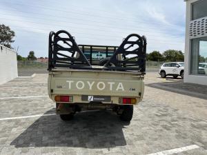 Toyota Land Cruiser 79 4.5D-4D LX V8 single cab - Image 5