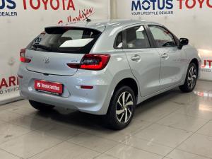 Toyota Starlet 1.5 XS manual - Image 2