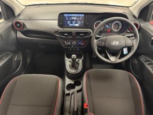 Hyundai Grand i10 1.0 Premium hatch - Image 6