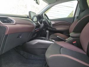 Toyota Starlet Cross 1.5 XR manual - Image 7