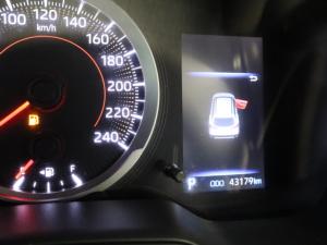 Toyota Corolla Cross 1.8 XS - Image 11