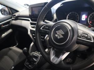 Suzuki Grand Vitara 1.5 GL manual - Image 7