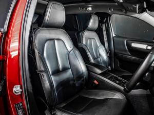 Volvo XC40 T5 AWD Momentum - Image 13