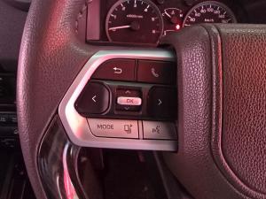 Toyota Land Cruiser 79 2.8GD-6 double cab - Image 17