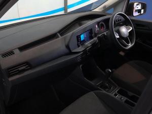 Volkswagen Caddy Maxi Kombi 2.0TDI - Image 17