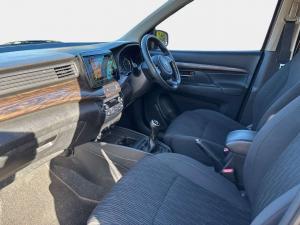 Toyota Rumion 1.5 TX manual - Image 10