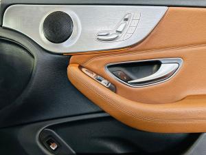 Mercedes-Benz C-Class C200 coupe AMG Line - Image 9