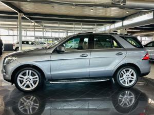 Mercedes-Benz ML ML500 - Image 13