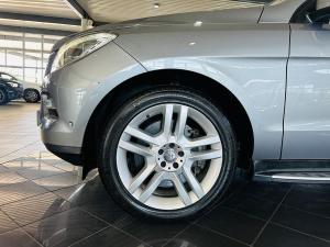 Mercedes-Benz ML ML500 - Image 15