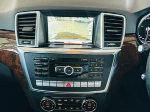 Mercedes-Benz ML ML500 - Image 9