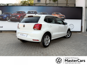 Volkswagen Polo Vivo hatch 1.6 Highline - Image 4