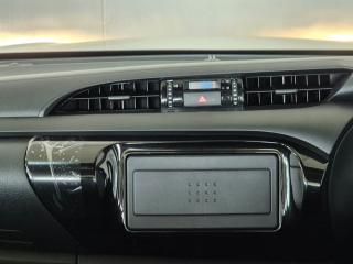 Toyota Hilux 2.0 single cab S (aircon)