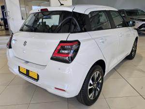 Suzuki Swift 1.2 GLX auto - Image 4